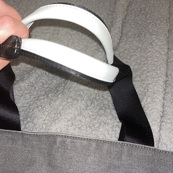 Karl Lagerfeld Paris destroyed tote bag! - Picture 5 of 11